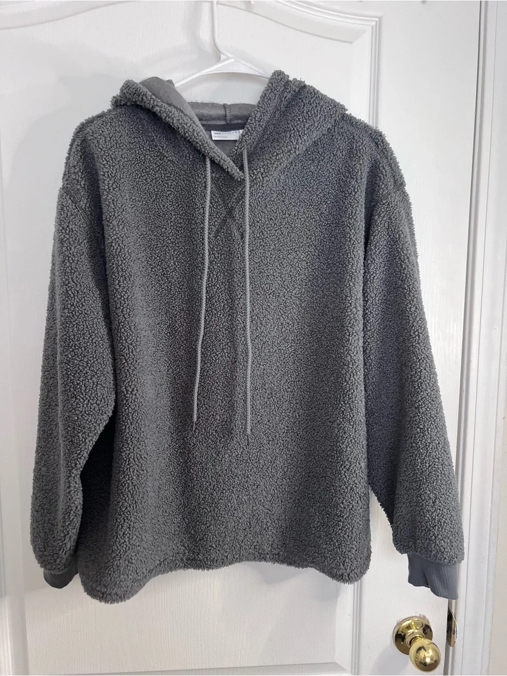 ASOS DESIGN Cozy Sherpa Hoodie in Charcoal Gray size 10